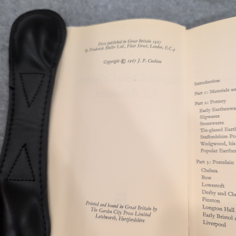 J P Cushion English China Collecting for Amateurs Book 1971 Signed by Author‎ - Picture 12 of 12